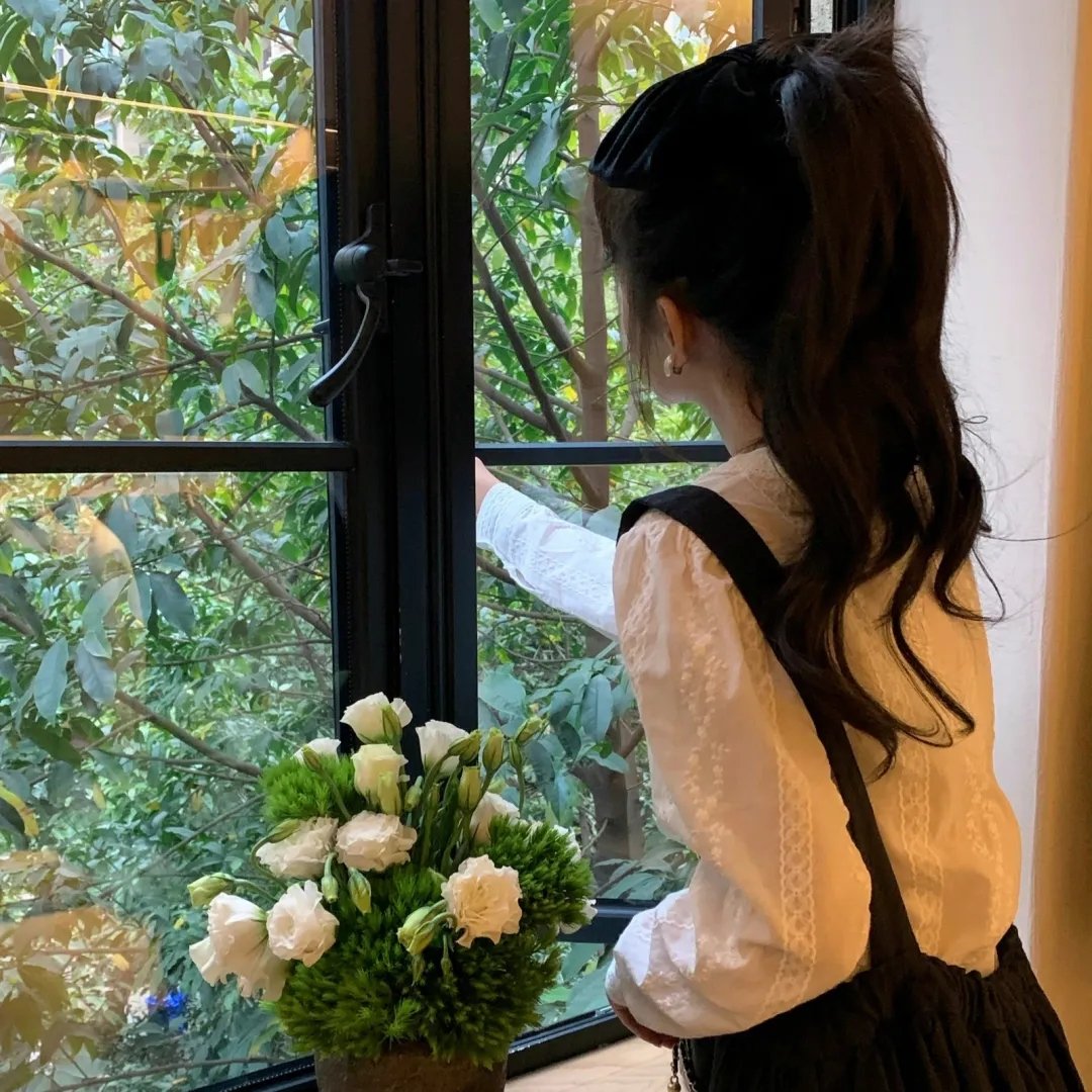 发光的河流